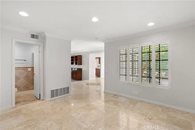 $1,129,000 | 5810 East Mountain Loop Trail, Anaheim Hills, CA 92807