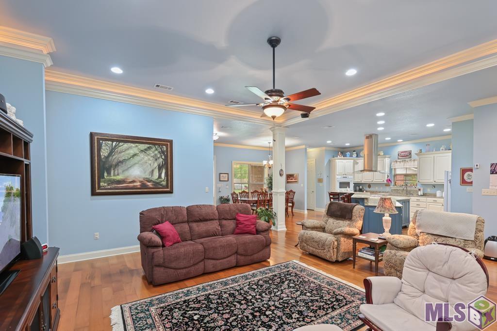 315 Summit Ridge Drive Baton Rouge, LA 70815 - Photo 11 of 35