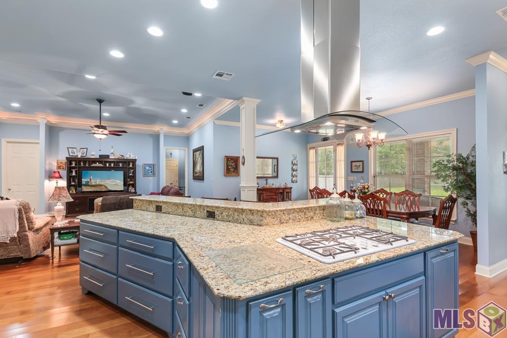 315 Summit Ridge Drive Baton Rouge, LA 70815 - Photo 7 of 35