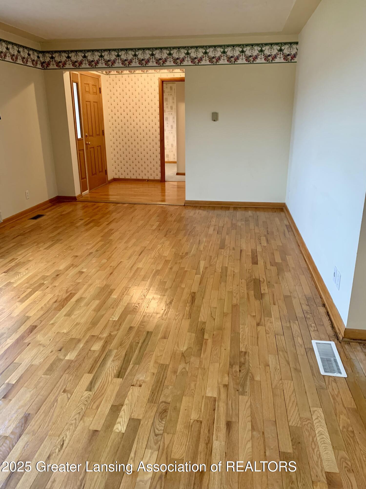 3156 East M-21 Road St. Johns, MI 48879 - Photo 4 of 42 3156 42