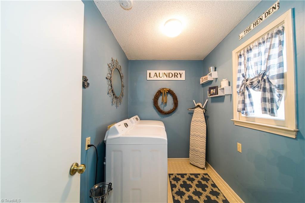 7017 Harperglen Road Clemmons, NC 27012 - Photo 17 of 35 Gallery Image 17