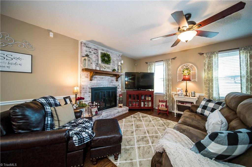 7017 Harperglen Road Clemmons, NC 27012 - Photo 6 of 35 Gallery Image 6