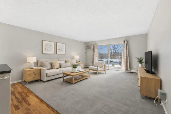 $159,900 | 10311 Cedar Lake Road, Unit 103, Minnetonka, MN 55305