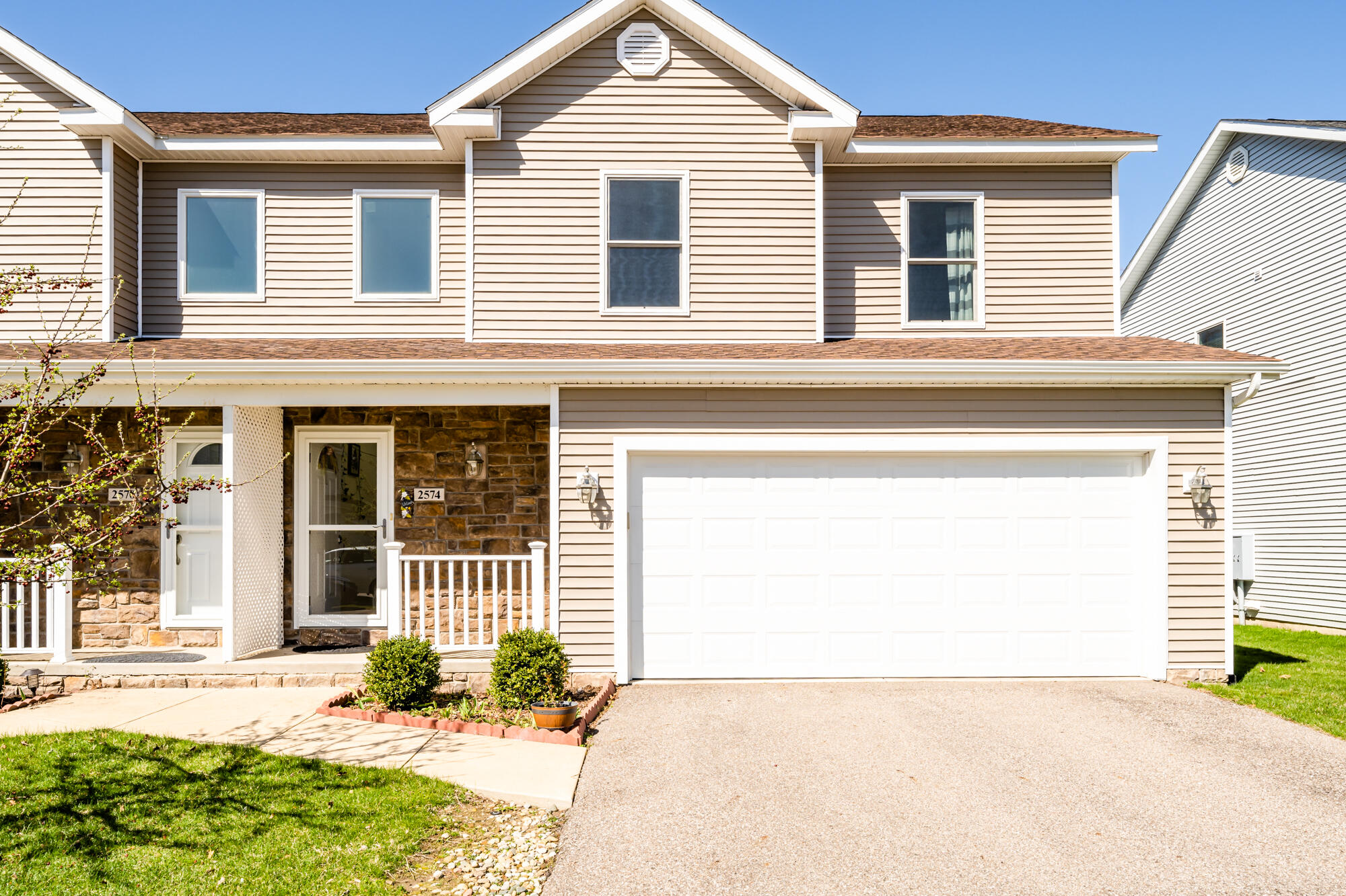 2574 Holiday House Road, Unit 14 St. Joseph, MI 49085 - Photo 1 of 45 Holiday-102