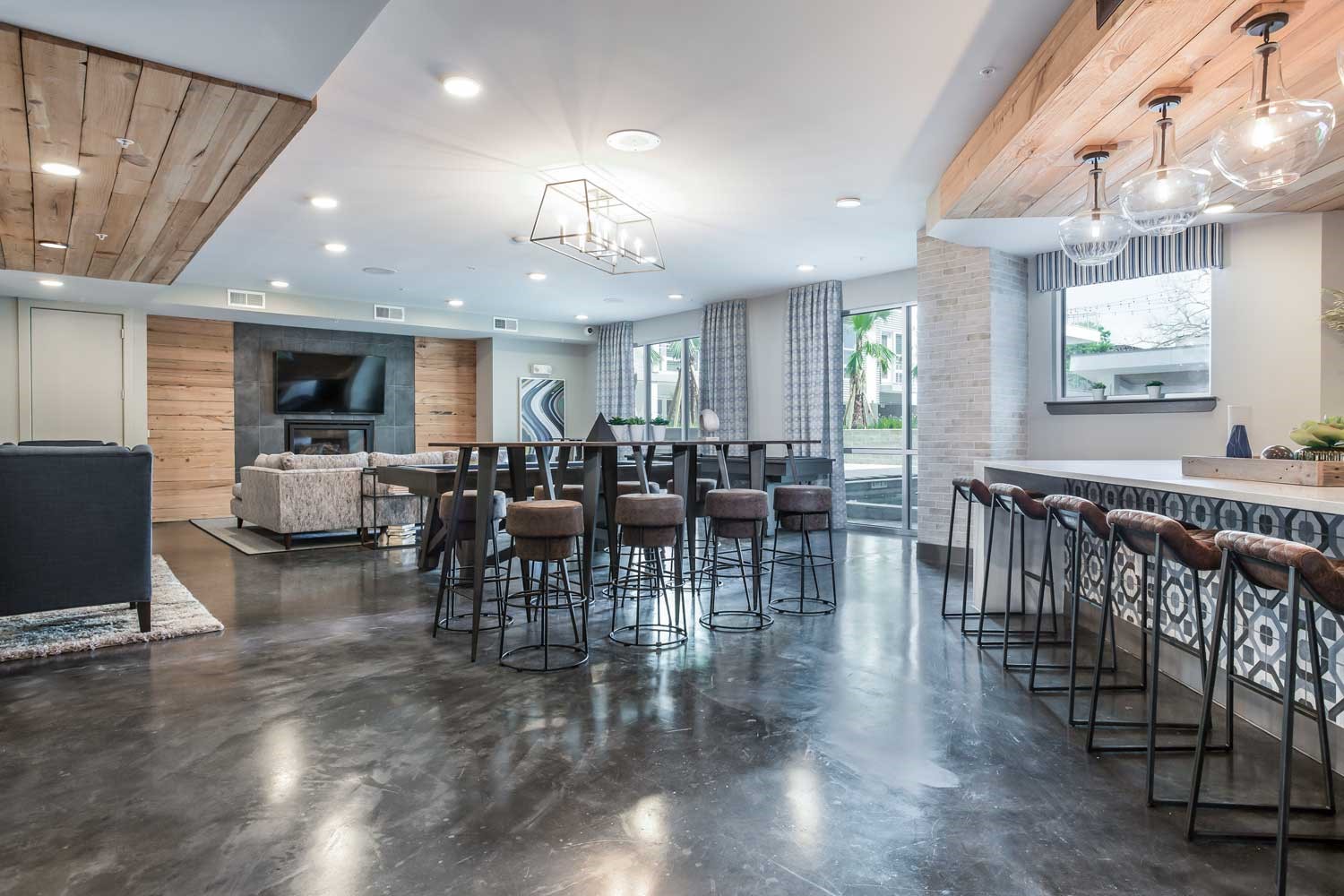 1111 Durham Drive, Unit 203 Houston, TX 77007 - Photo 9 of 15 a view of a dining room with furniture window and wooden floor