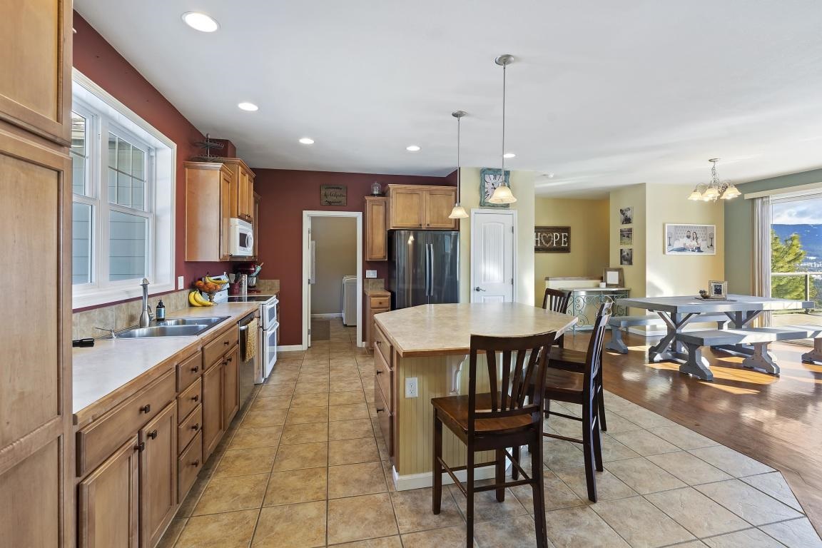 824 Smackout Pass Road Ione, WA 99139 - Photo 8 of 29