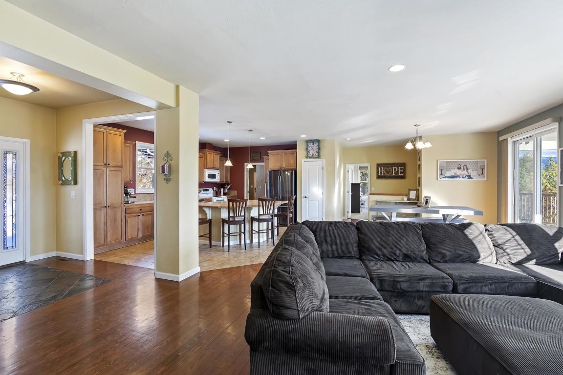 824 Smackout Pass Road Ione, WA 99139 - Photo 10 of 29