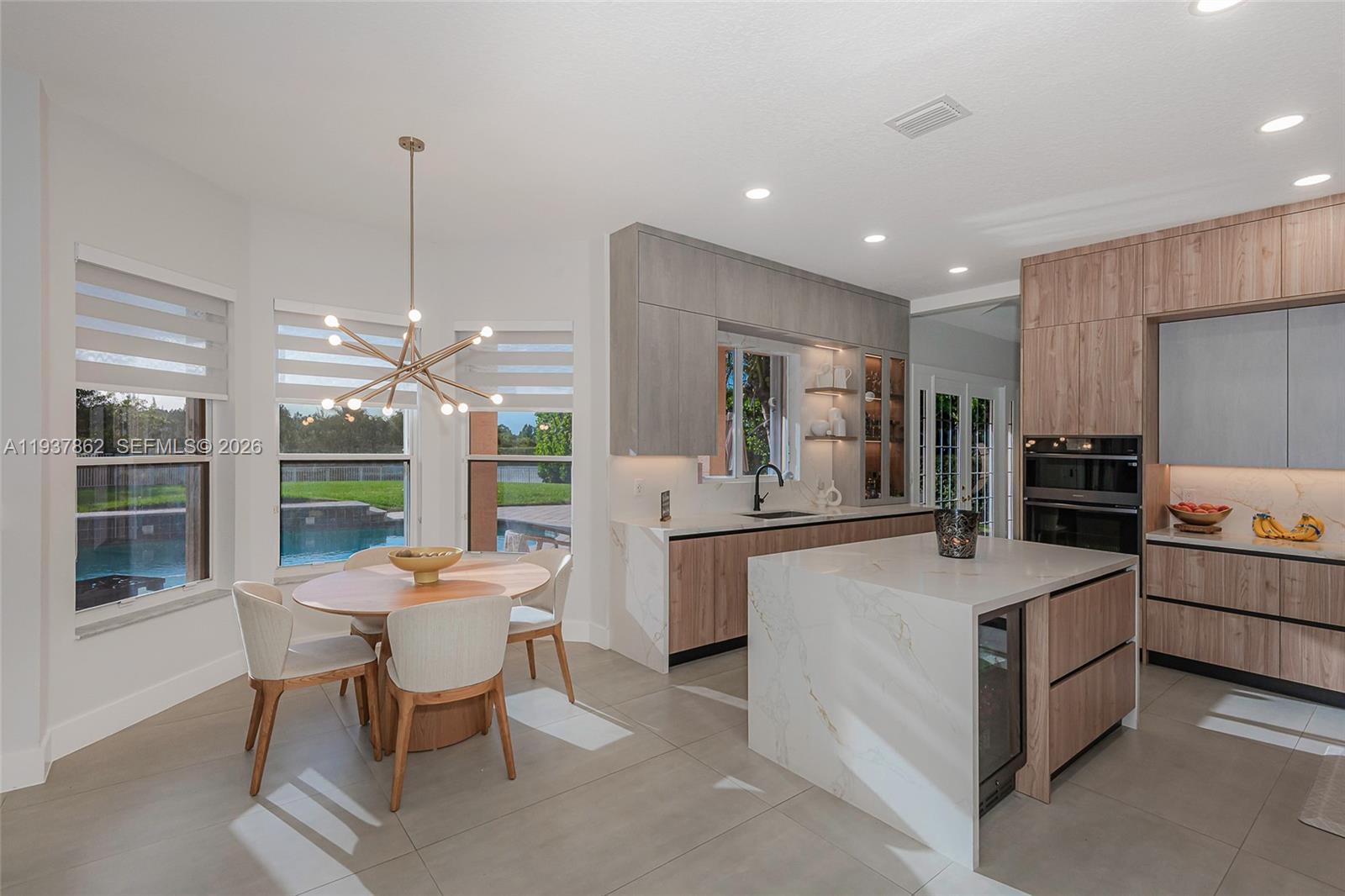 19560 Southwest 39th Court Miramar, FL 33029 - Photo 9 of 39