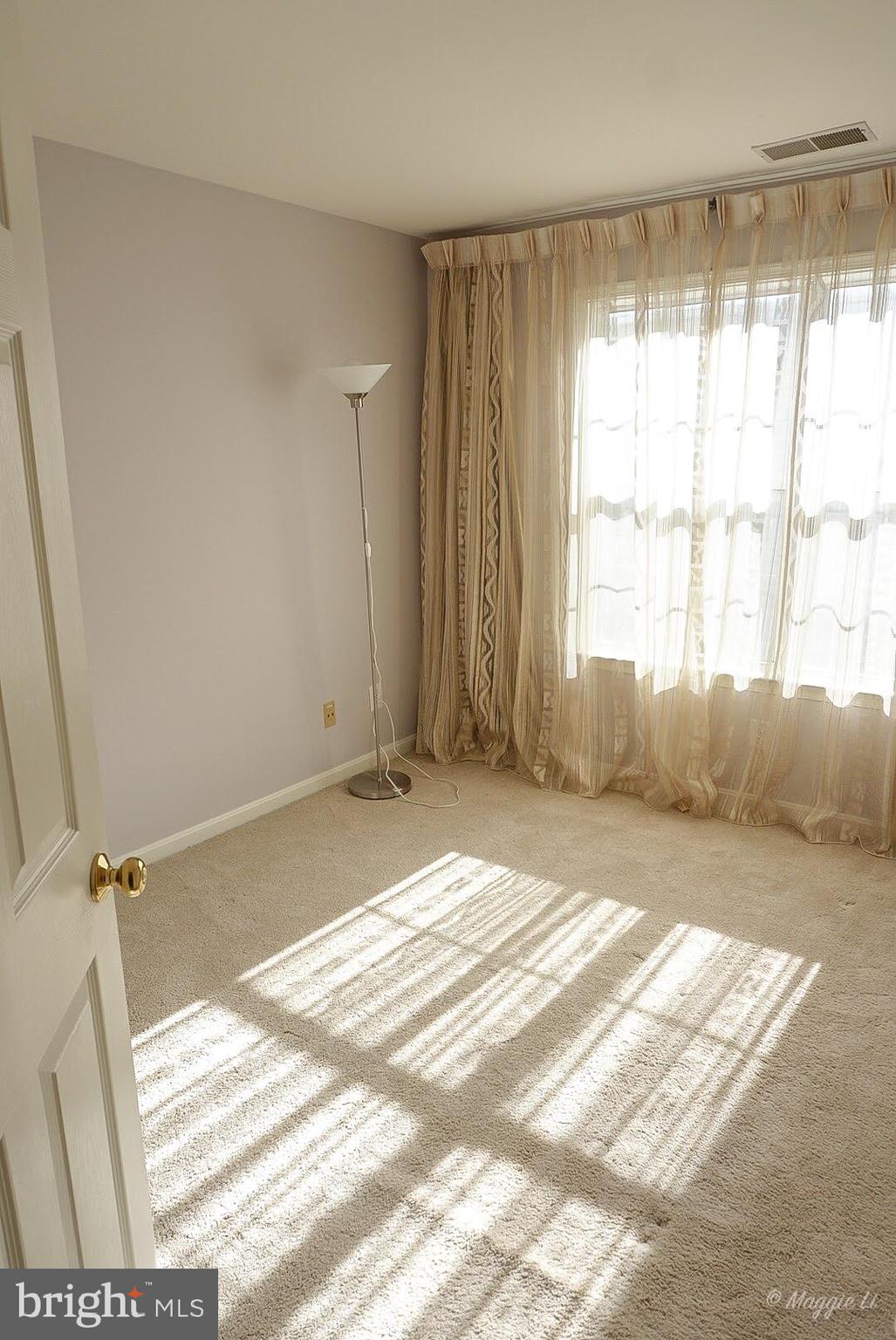 6004 Lincolnia Road Alexandria, VA 22312 - Photo 10 of 17 Bedroom 2