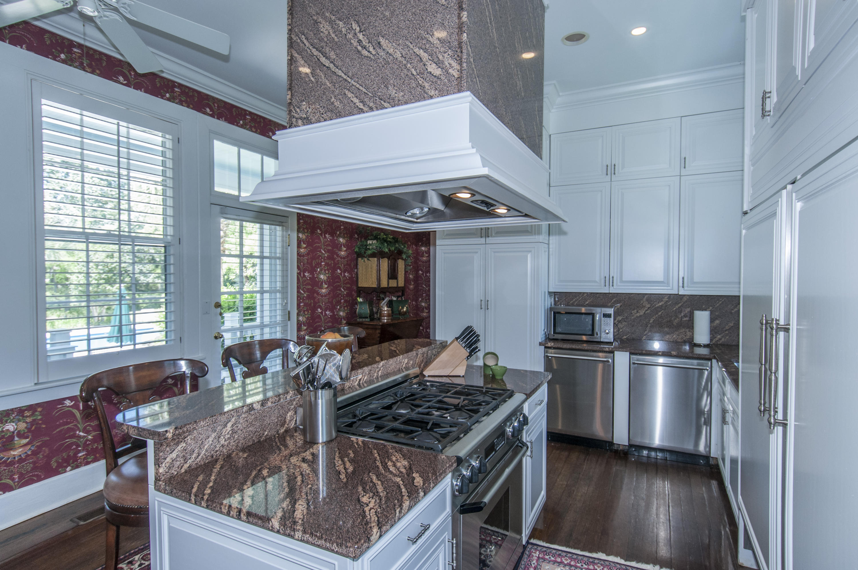 205 Golf Road Summerville, SC 29483 - Photo 31 of 100 28 Kitchen 7