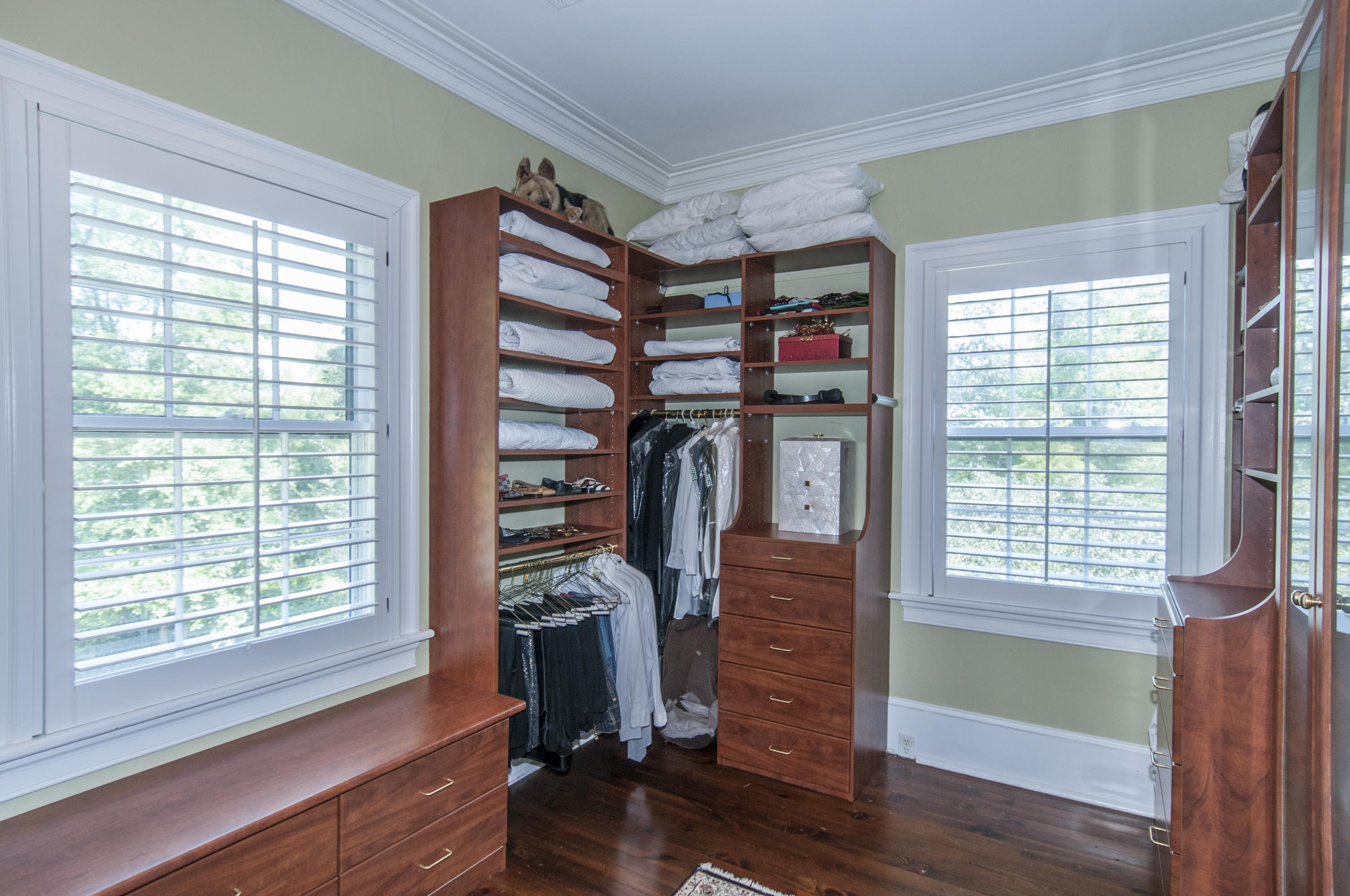 205 Golf Road Summerville, SC 29483 - Photo 47 of 100 44 Donna's closet 1