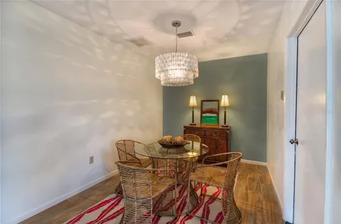 $1,885,000 | 608 Gladstone Lane, Holmes Beach, FL 34217