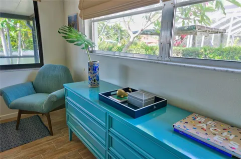 $1,885,000 | 608 Gladstone Lane, Holmes Beach, FL 34217