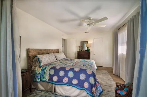 $1,885,000 | 608 Gladstone Lane, Holmes Beach, FL 34217