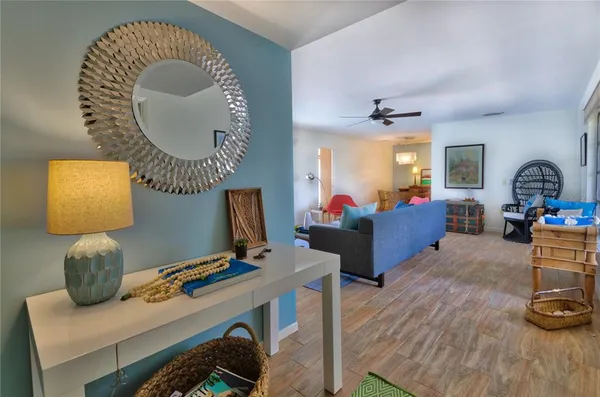 $1,885,000 | 608 Gladstone Lane, Holmes Beach, FL 34217