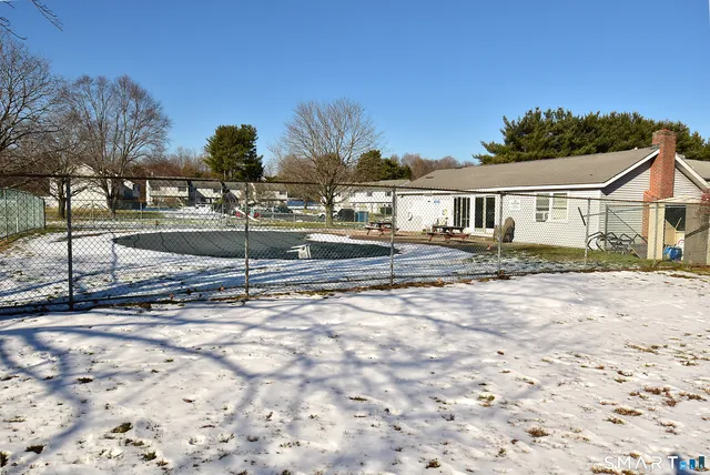 $229,900 | 16 Seymour Road, Unit 21C, East Granby, CT 06026