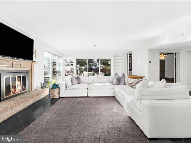 $950,000 | 4332 North Charles Street, Baltimore, MD 21218