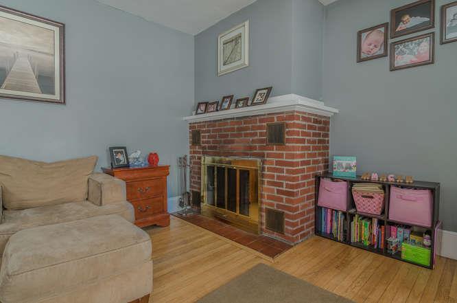 184 Ocean House Road Cape Elizabeth, ME 04107 - Photo 9 of 32 184 Ocean House Rd - brick wood...