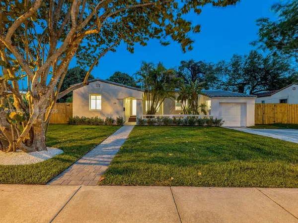 $799,000 | 118 Northwest 103rd Street, Miami Shores, FL 33150