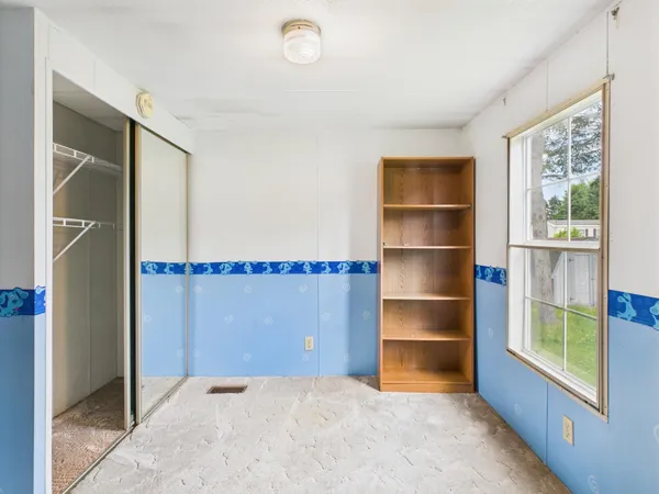 $64,900 | 13 Highway 145, Colebrook, NH 03576