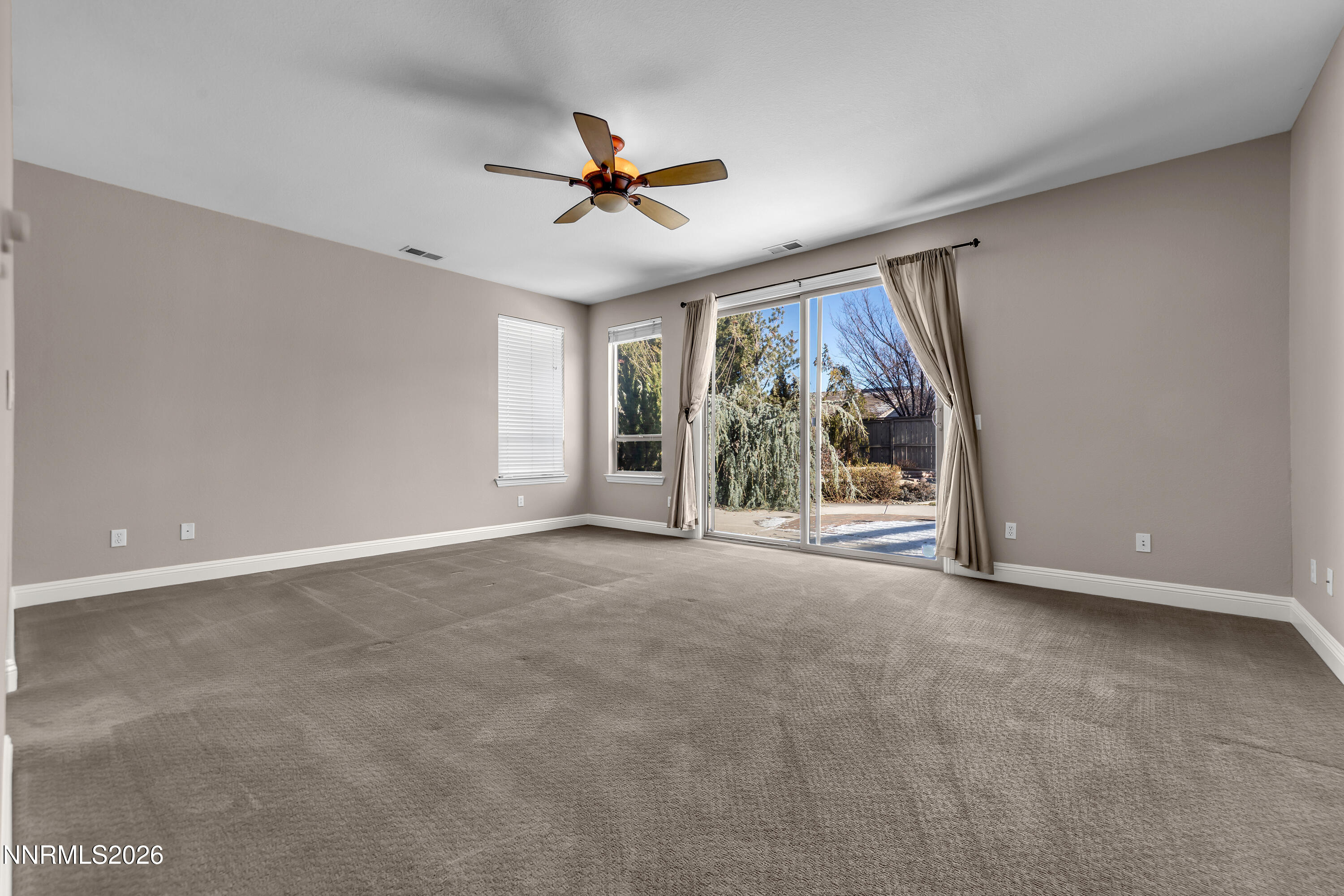645 Paso Fino Court Reno, NV 89521 - Photo 32 of 62 PasoFino645-030