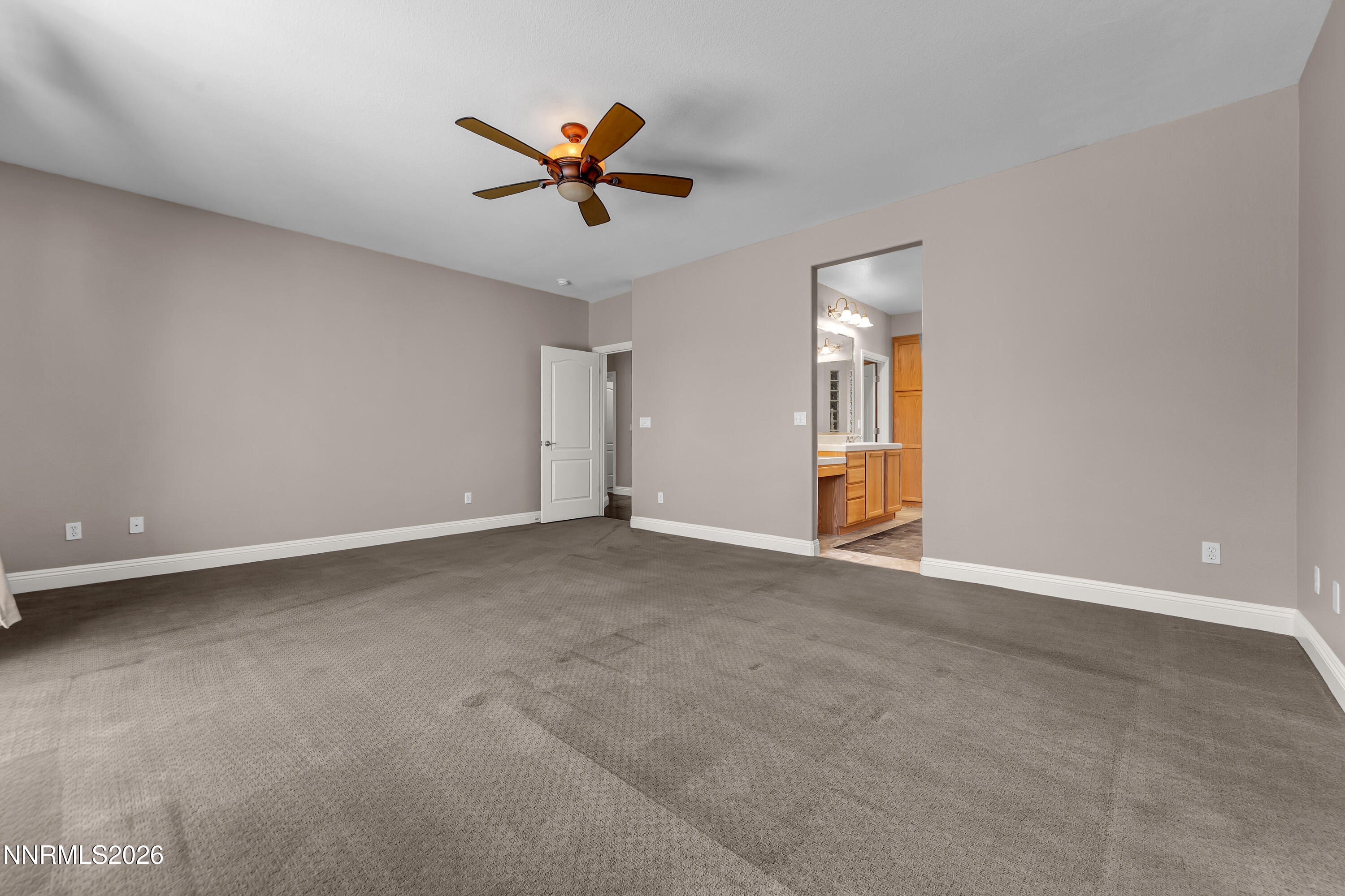 645 Paso Fino Court Reno, NV 89521 - Photo 33 of 62 PasoFino645-032