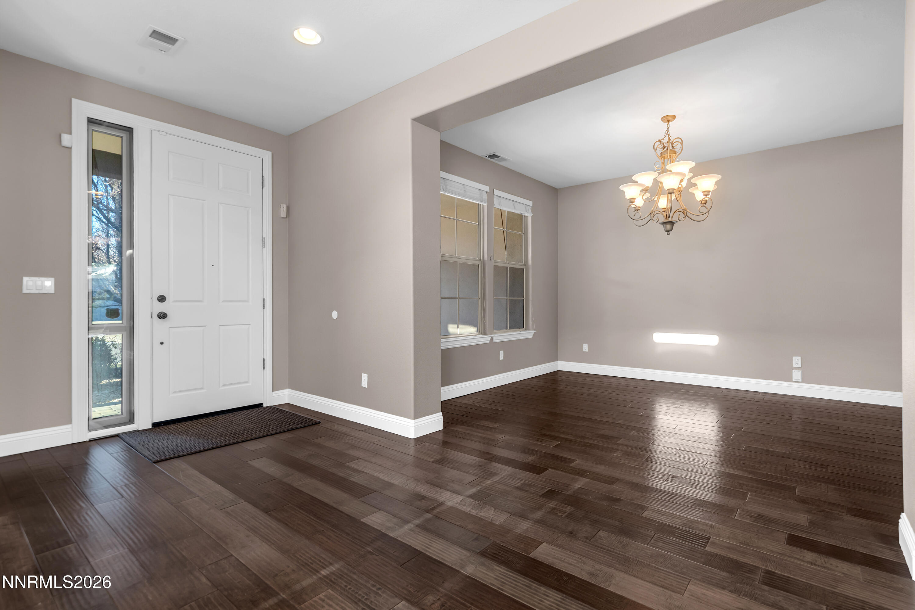 645 Paso Fino Court Reno, NV 89521 - Photo 6 of 62 PasoFino645-014