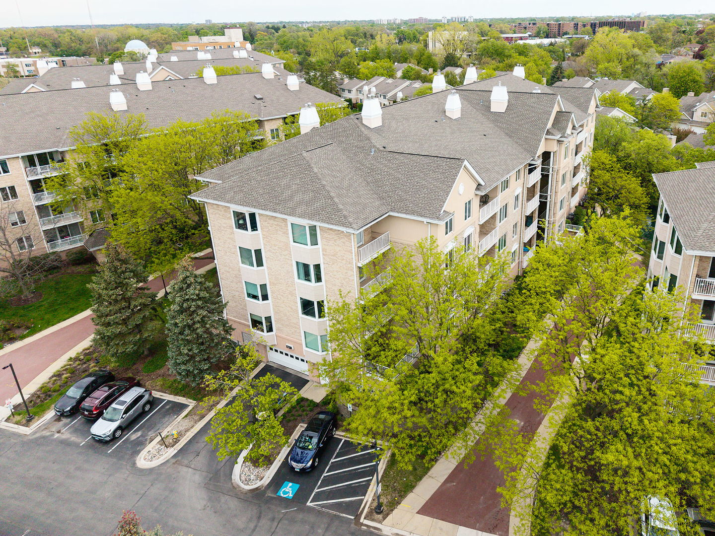1715 Pavilion Way, Unit 307 Park Ridge, IL 60068 - Photo 35 of 35