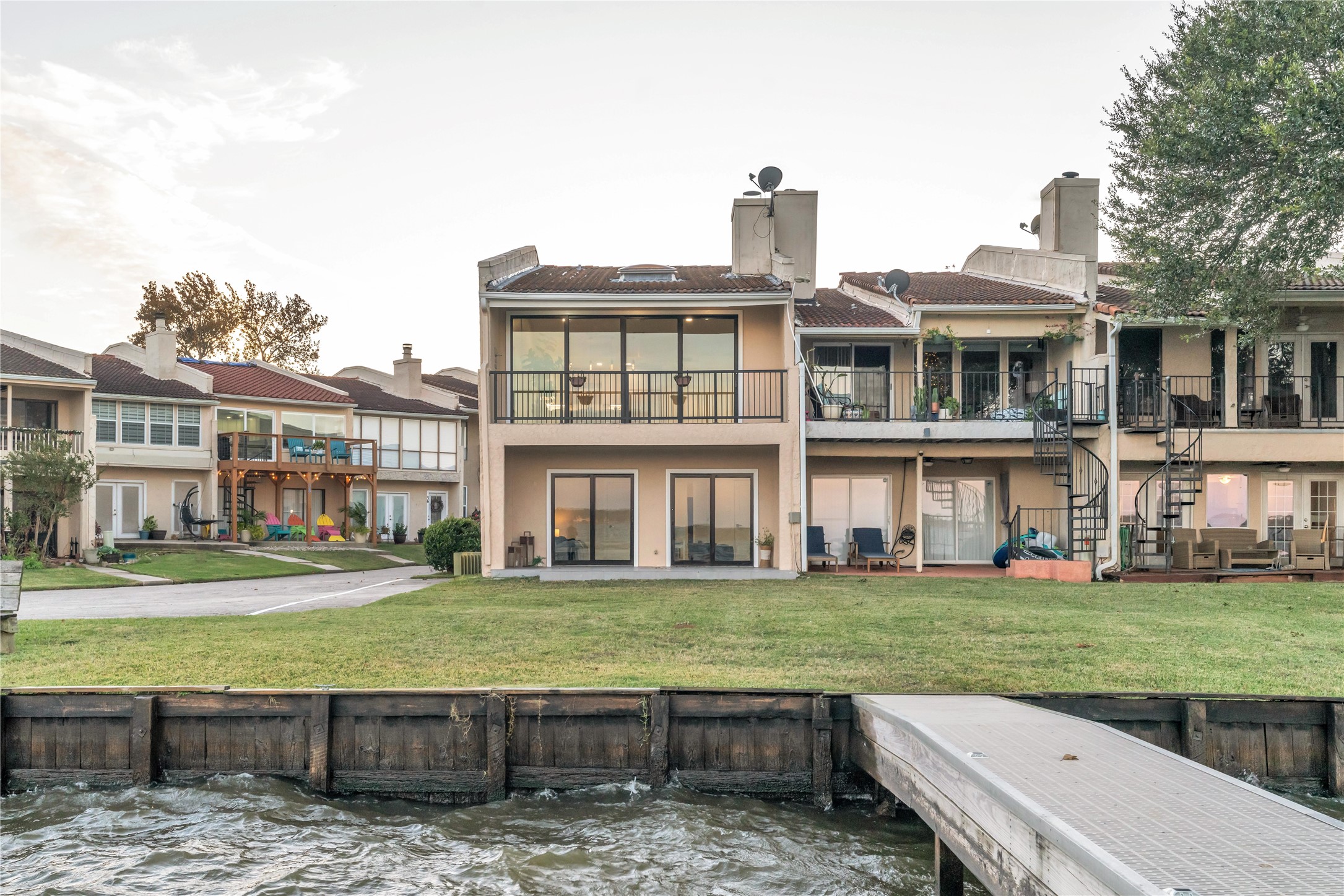 30 Regency Montgomery, TX 77356 - Photo 8 of 47 Walk straight out to the recently installed alluminum dock.