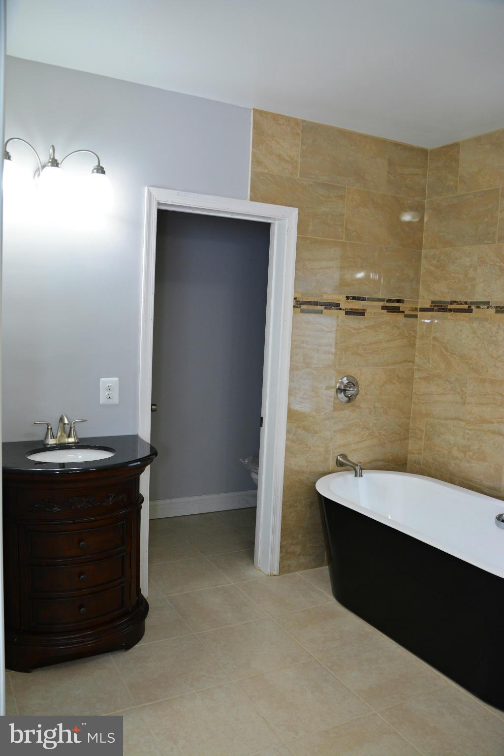 3964 2nd Street Southwest Washington, DC 20032 - Photo 13 of 27 Bath (Master)