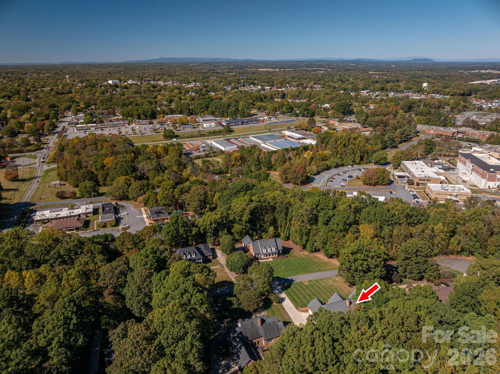 208 Hollow Road Lincolnton, NC 28092 - Photo 43 of 48 an aerial view of residential houses with outdoor space and trees