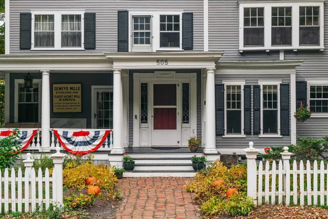 $1,400,000 | 505 Deweys Mills Road, Hartford, VT 05059