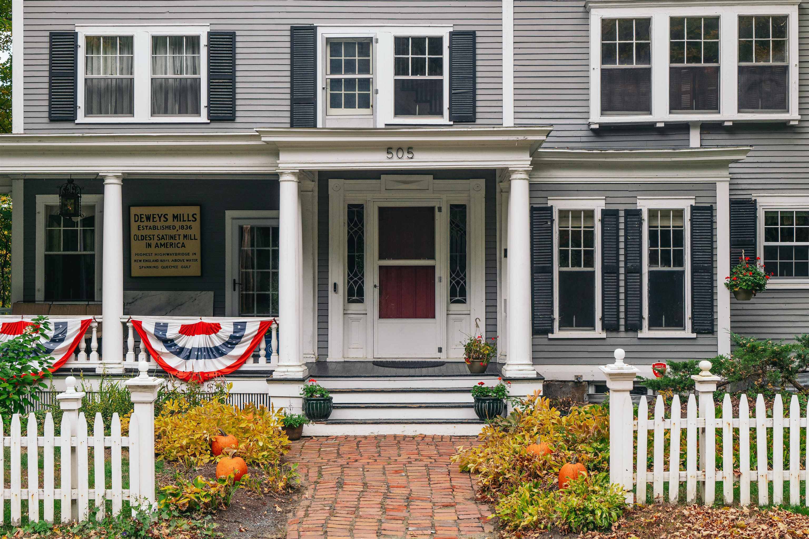 505 Deweys Mills Road Hartford, VT 05059 - Photo 2 of 58