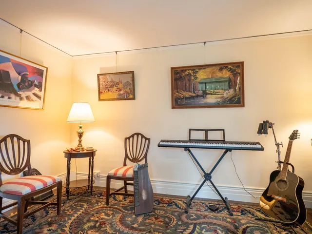 $1,400,000 | 505 Deweys Mills Road, Hartford, VT 05059