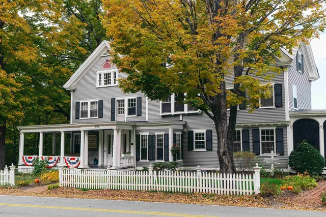 $1,400,000 | 505 Deweys Mills Road, Hartford, VT 05059