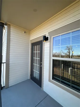 $1,679 | 691 Union Chapel Road, Unit B1, Cedar Creek, TX 78612