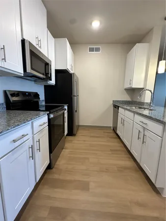 $1,679 | 691 Union Chapel Road, Unit B1, Cedar Creek, TX 78612