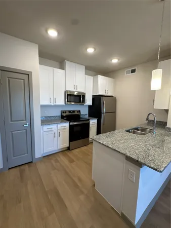 $1,679 | 691 Union Chapel Road, Unit B1, Cedar Creek, TX 78612