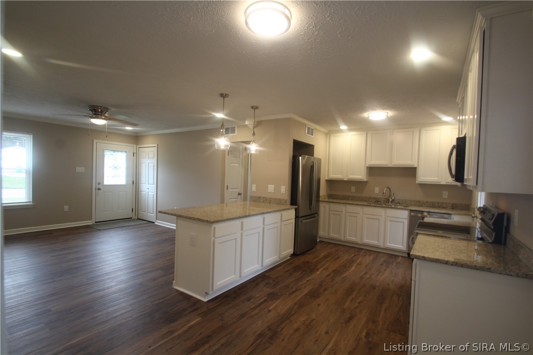 9165 High Street Georgetown, IN 47122 - Photo 6 of 29