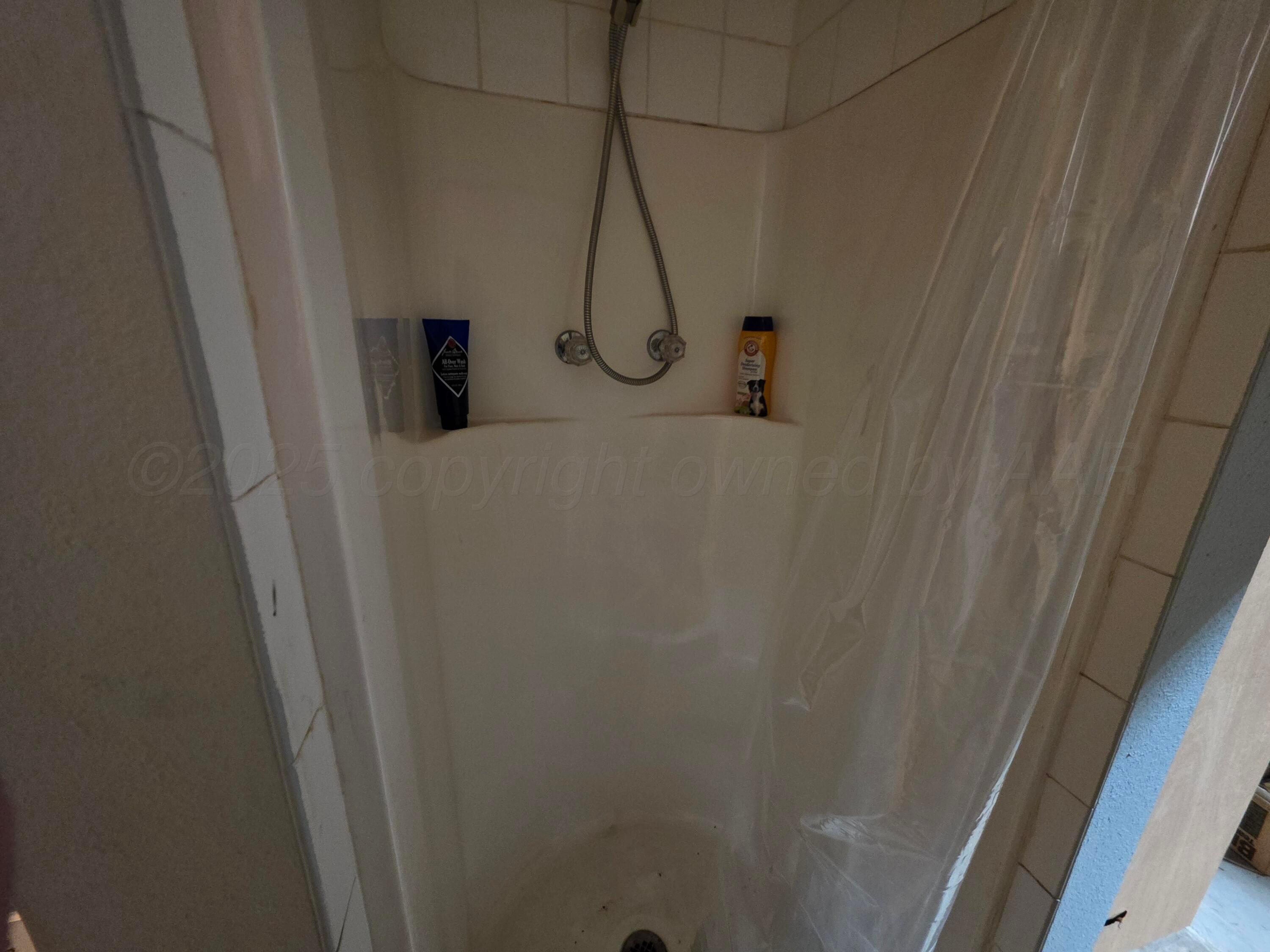 810 South Adams Street Amarillo, TX 79101 - Photo 23 of 28 shower in shop