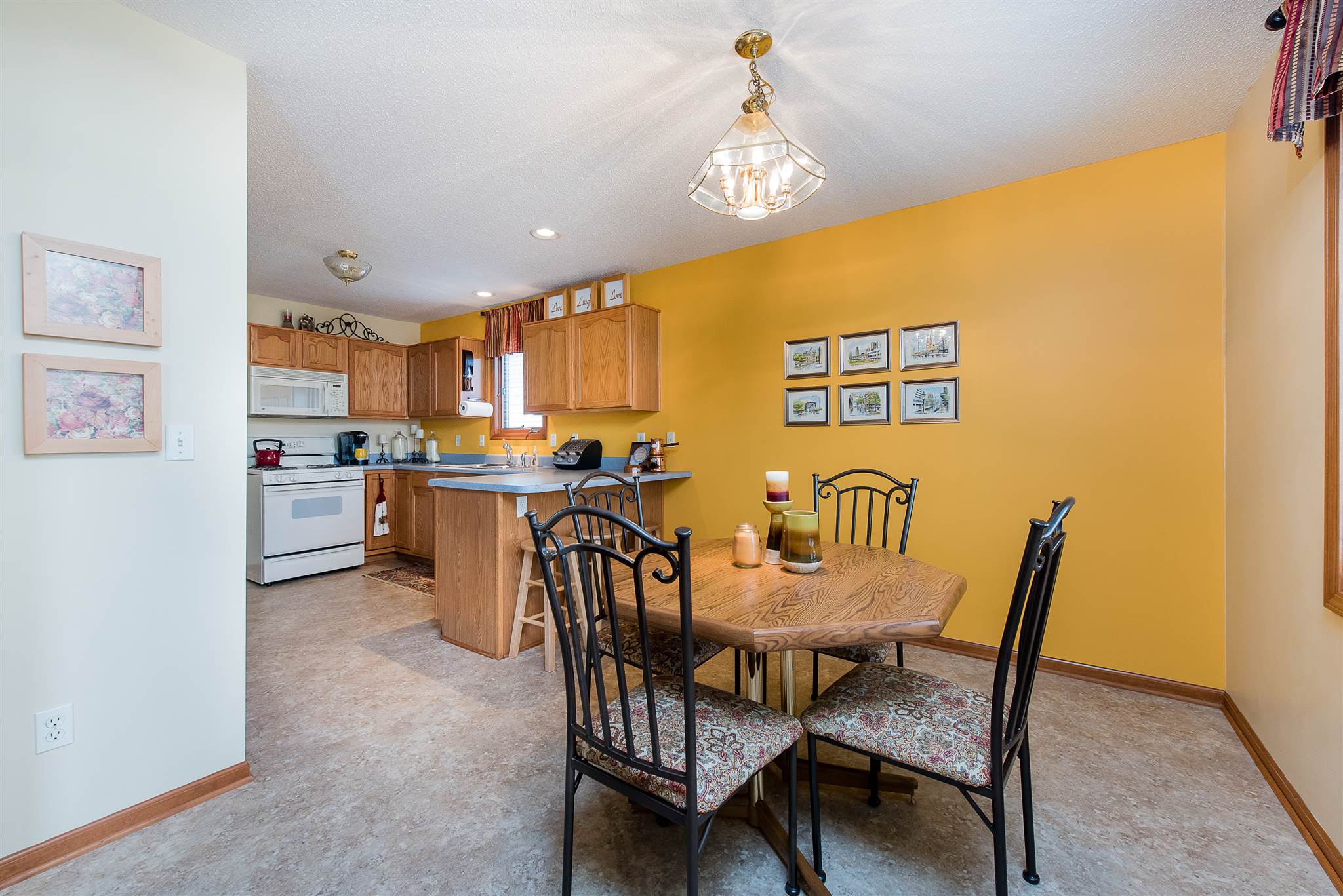 227 Rampart Drive Fort Wayne, IN 46845 - Photo 10 of 31 Gallery Image 10