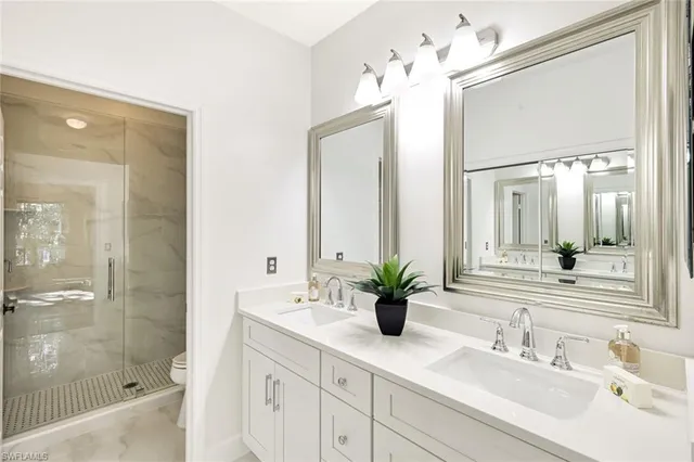 $389,500 | 675 Wiggins Lake Drive, Unit 202, Naples, FL 34110