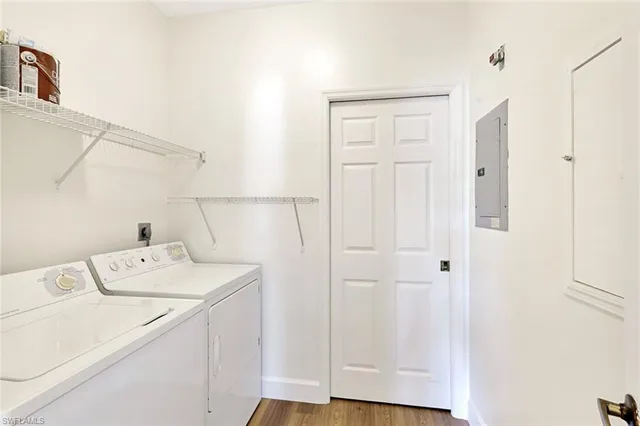 $389,500 | 675 Wiggins Lake Drive, Unit 202, Naples, FL 34110