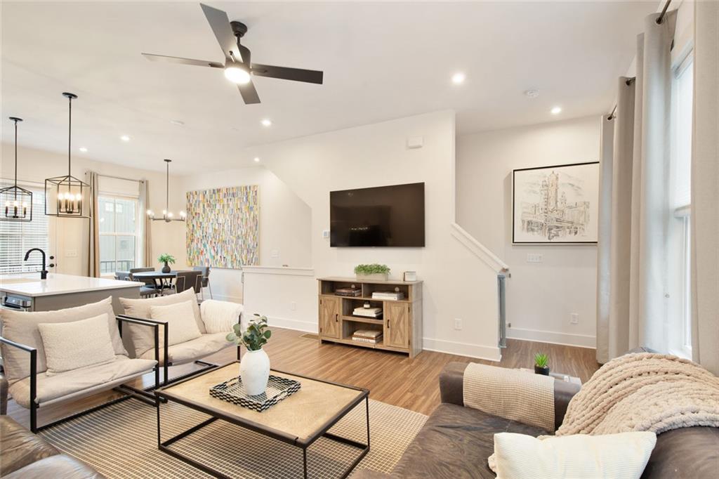 4437 Buckley Way Atlanta, GA 30342 - Photo 17 of 38