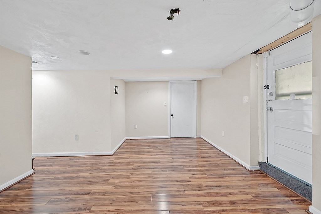 16 Nancy Road Lynn, MA 01904 - Photo 24 of 40 Gallery Image 24