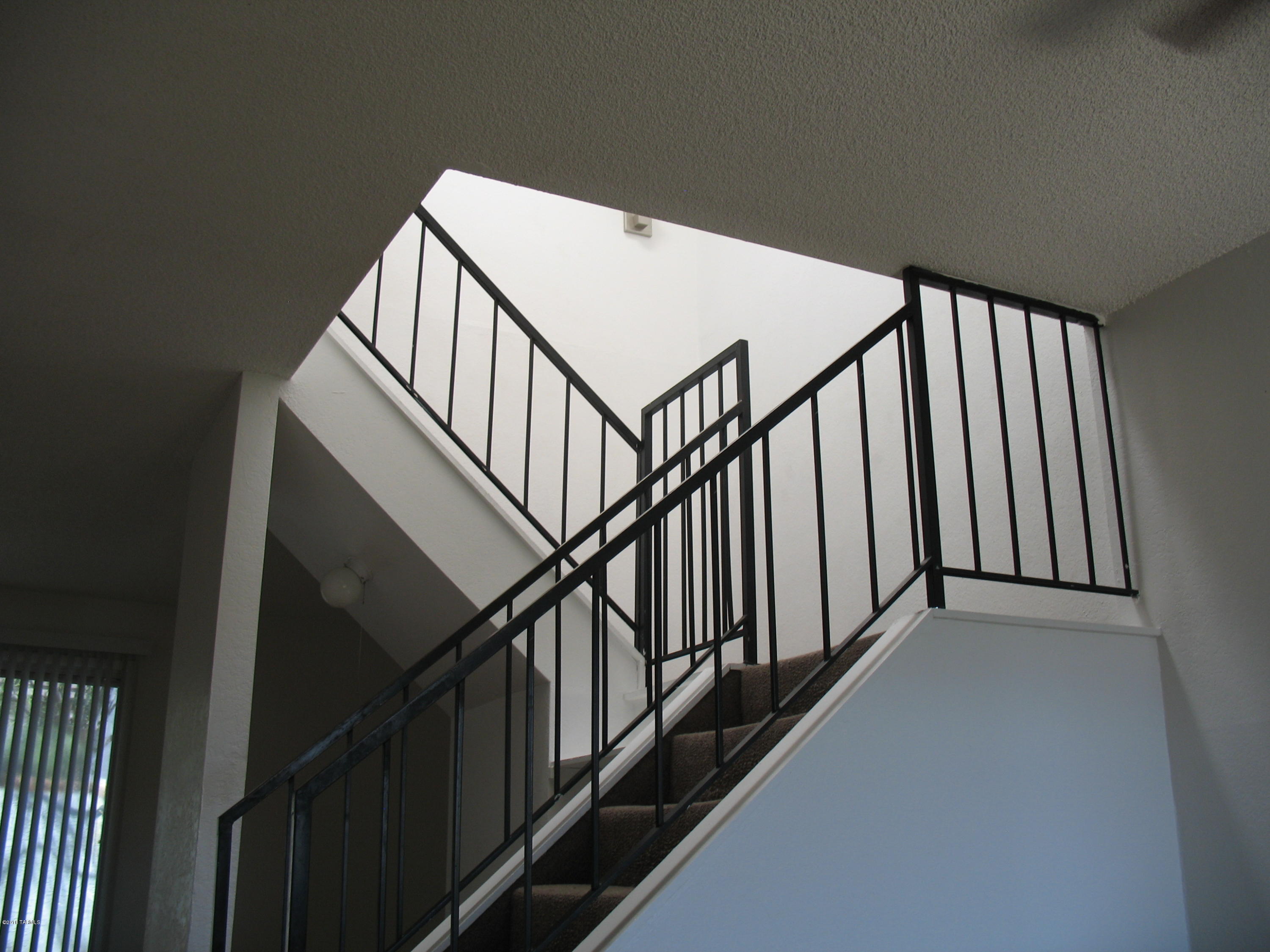 2759 West Anklam Road, Unit E Tucson, AZ 85745 - Photo 10 of 30