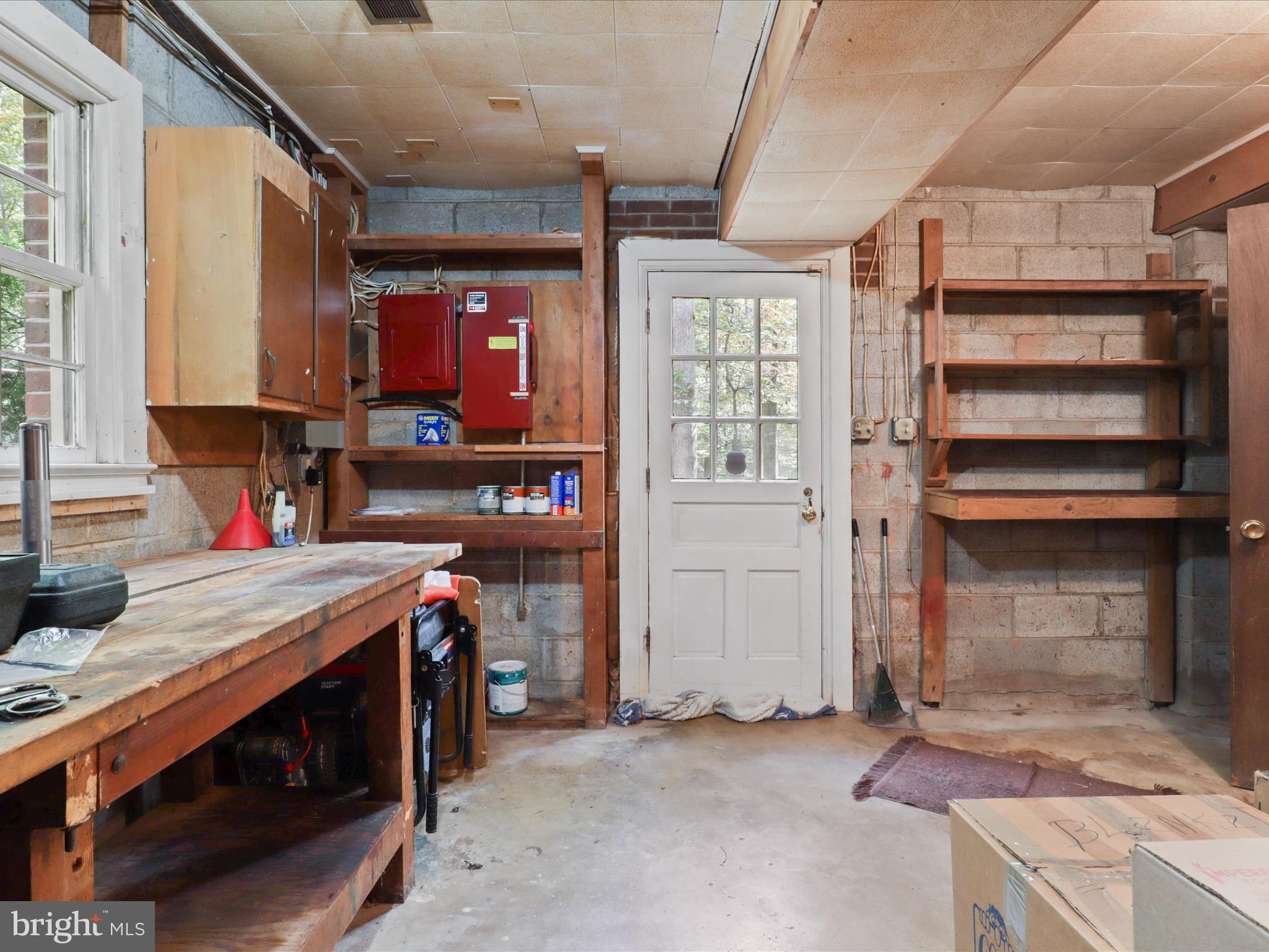 12134 Beaver Creek Road Clifton, VA 20124 - Photo 35 of 44 Work Shop/Storage