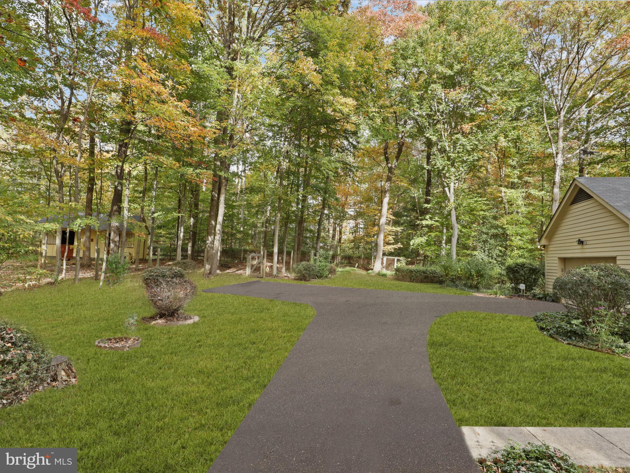 2.5 Acre Lot
