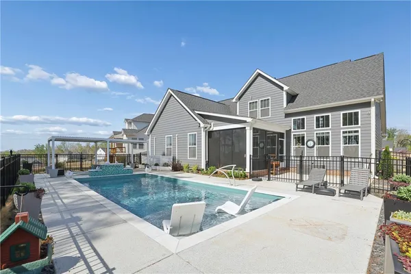 $775,000 | 135 Ridgeline Row, Central, SC 29630