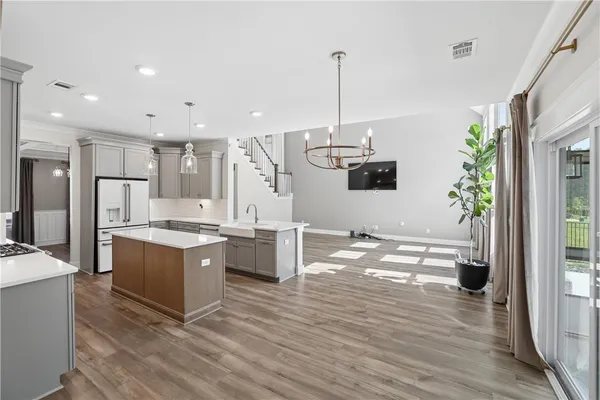 $775,000 | 135 Ridgeline Row, Central, SC 29630